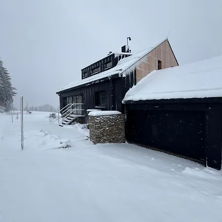 Aldrov Deerhouse * Βιτκόβιτσε