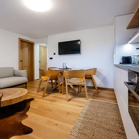 Aldrov Deerhouse Apartment